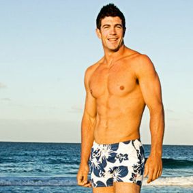 Фото  Мужские пляжные шорты в синий цветок Aussiebum Beach Short Scent Ocean
