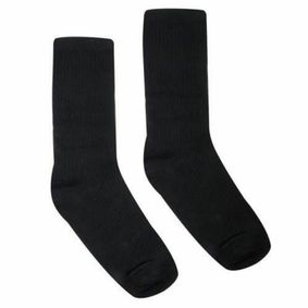 Фото Мужские носки темного цвета случайные