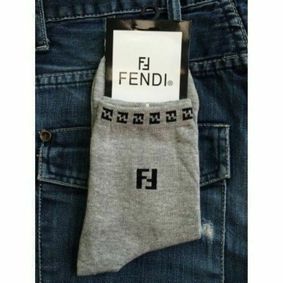 Фото Мужские носки серые Fendi